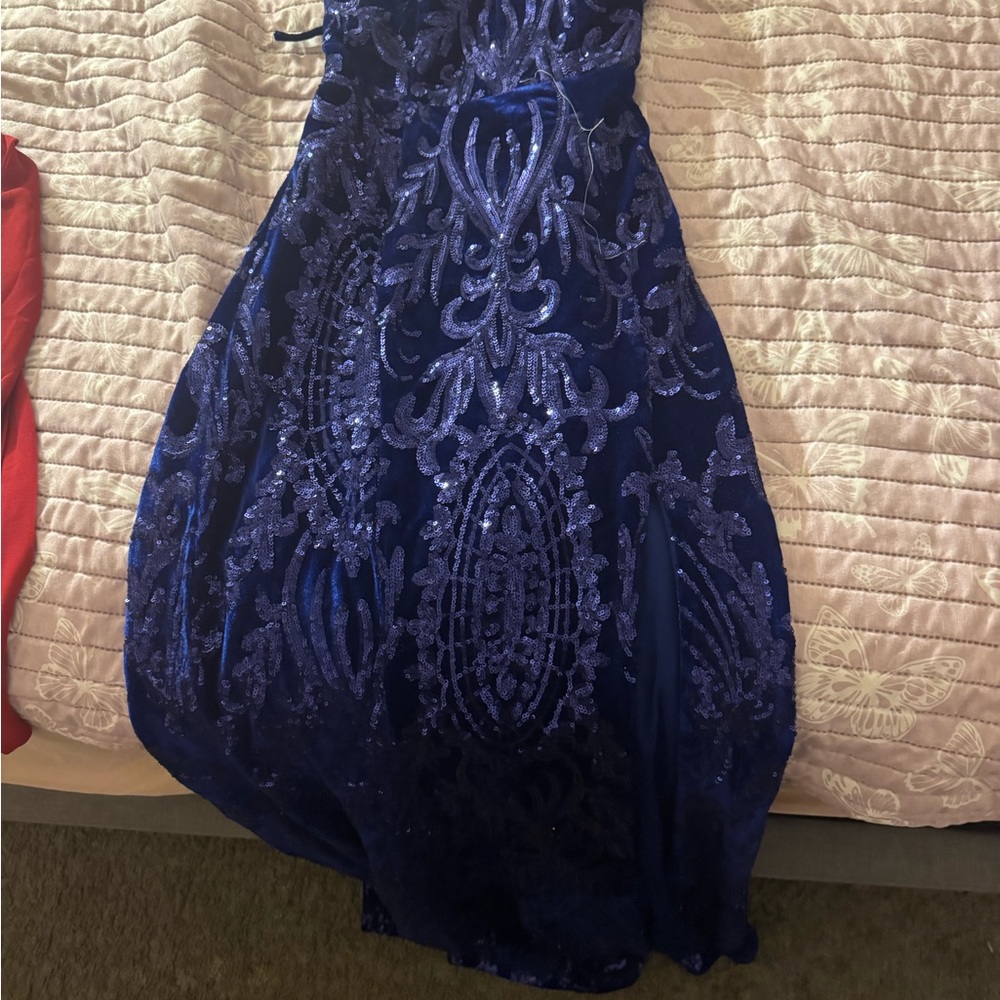 Stunning Midnight Blue Prom Dress - Picture 2 of 3
